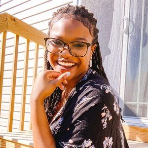 Meet your Posher, Ariel